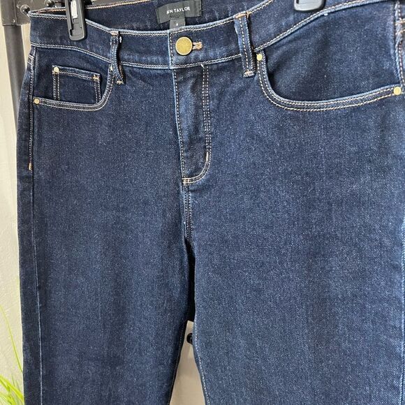 Ann Taylor denim jeans taper fit size 8 - Picture 4 of 15